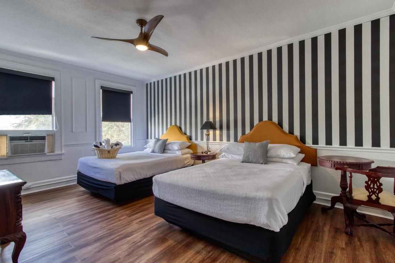 New Hotel Collection Downtown St Pete 세인트피터즈버그 외부 사진