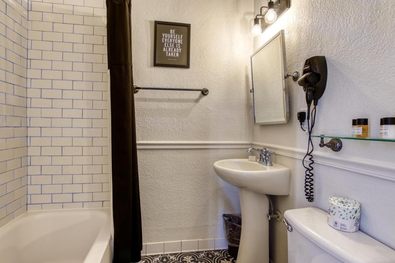 New Hotel Collection Downtown St Pete 세인트피터즈버그 외부 사진